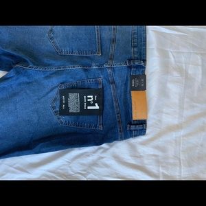 Brand new medium wash skinny jeans